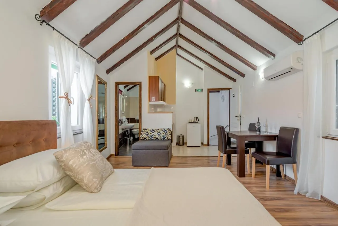 Guesthouse Imperator Split